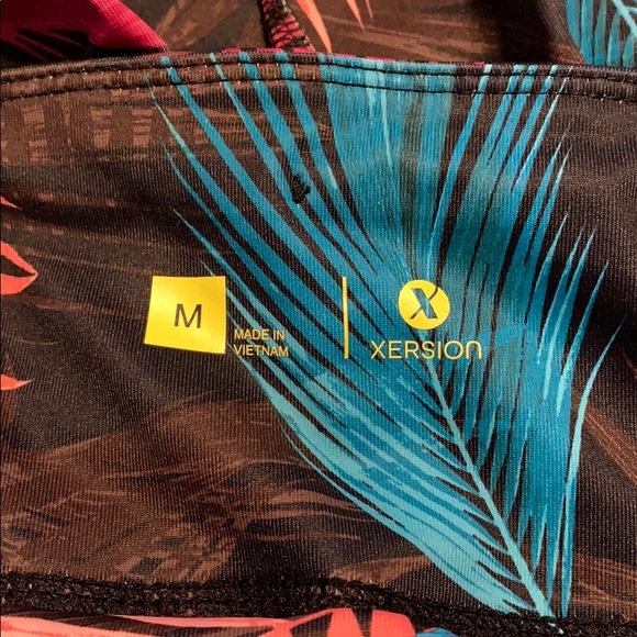 Xersion Brown With Colorful Leaves - Picture 3 of 4